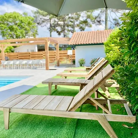 Holiday home Familiale Proche Des Plages Avec Piscine Chauffee Mimizan